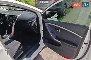 Хетчбек Hyundai i30 2012 в 