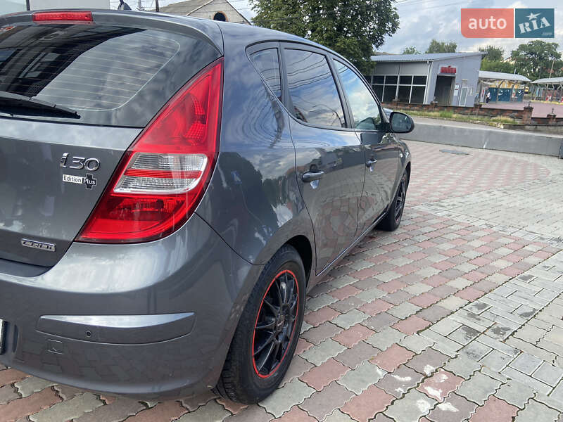 Хэтчбек Hyundai i30 2009 в Ровно