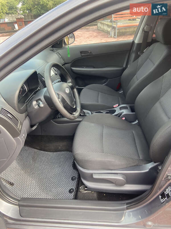 Хэтчбек Hyundai i30 2009 в Ровно