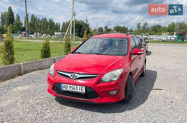 Универсал Hyundai i30 2010 в 