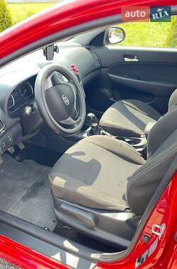 Универсал Hyundai i30 2010 в 