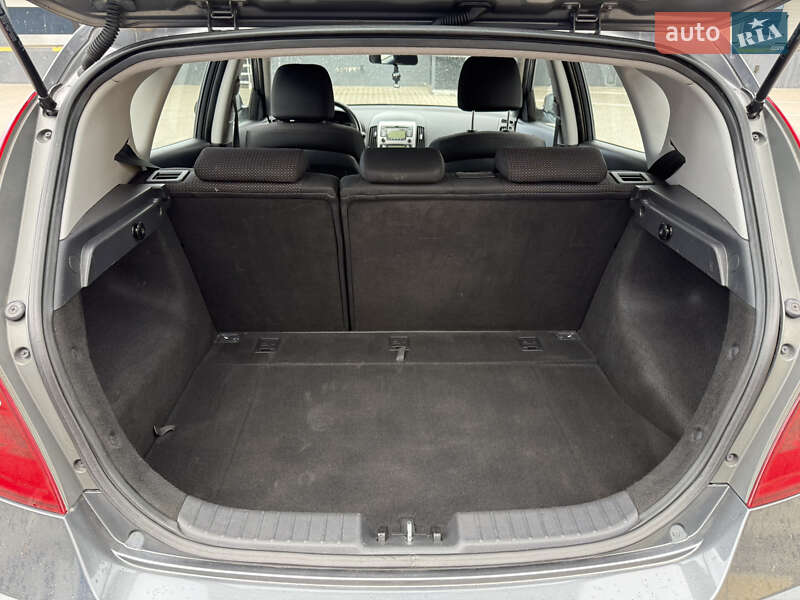 Хетчбек Hyundai i30 2011 в Рівному