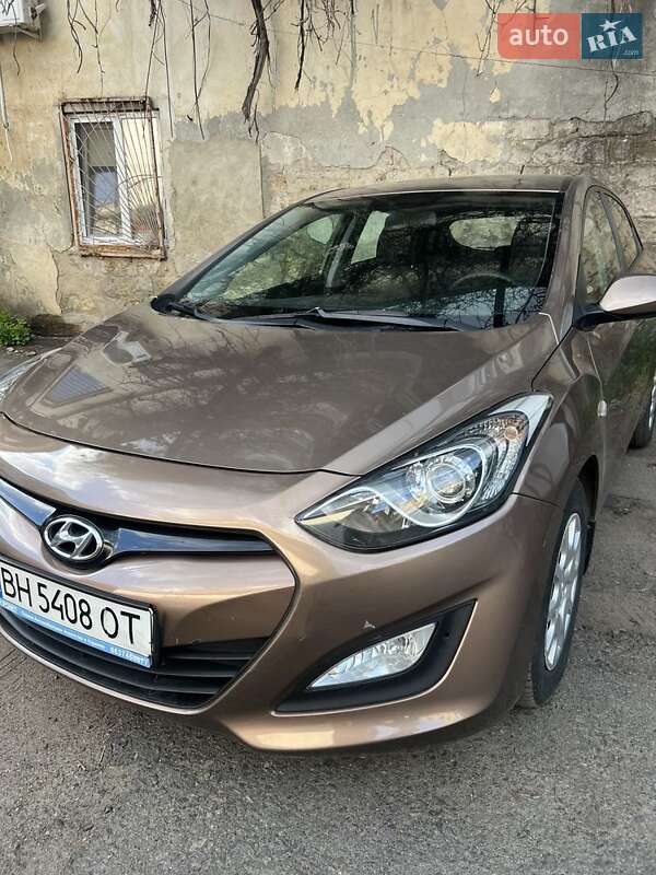 Hyundai i30 2012