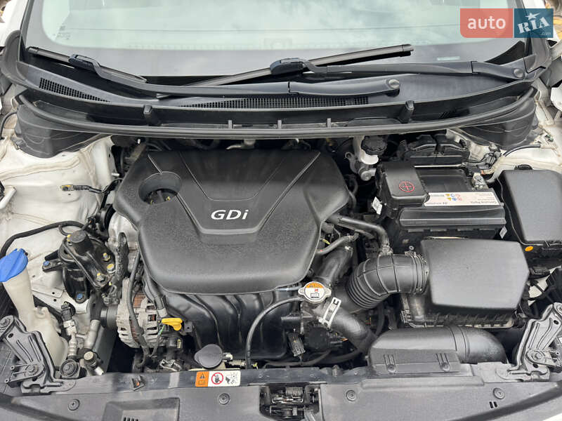 Хэтчбек Hyundai i30 2015 в Бердичеве