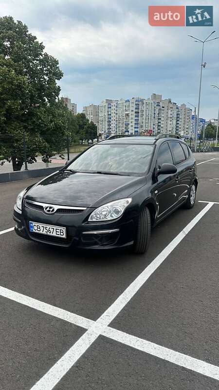 Универсал Hyundai i30 2009 в 