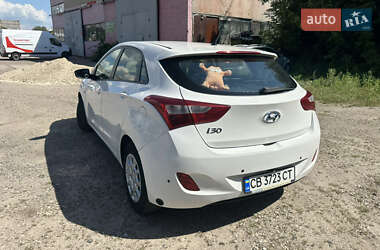 Хэтчбек Hyundai i30 2013 в 