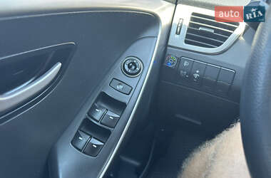 Хэтчбек Hyundai i30 2013 в 