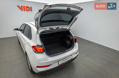 Хэтчбек Hyundai i30 2022 в 