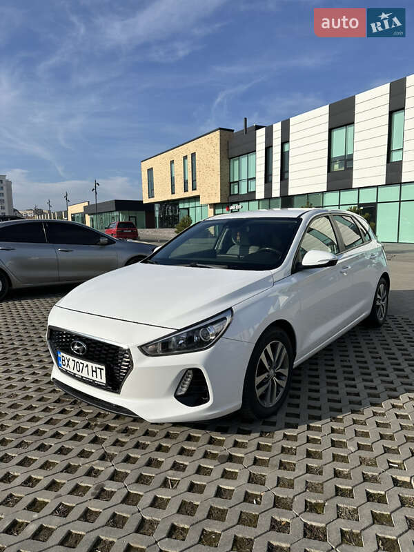 Хэтчбек Hyundai i30 2017 в Хмельницком