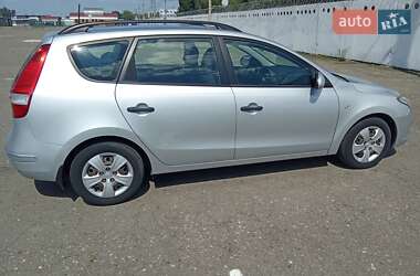 Универсал Hyundai i30 2009 в 