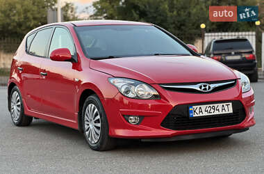 Хетчбек Hyundai i30 2010 в Києві