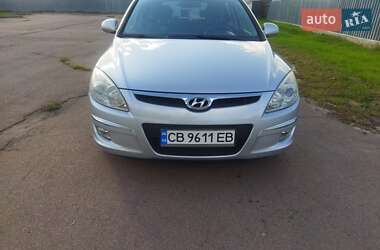 Універсал Hyundai i30 2008 в Семенівці