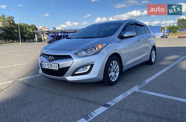 Универсал Hyundai i30 2012 в Киеве