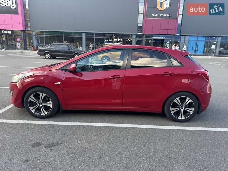 Хетчбек Hyundai i30 2012 в Києві
