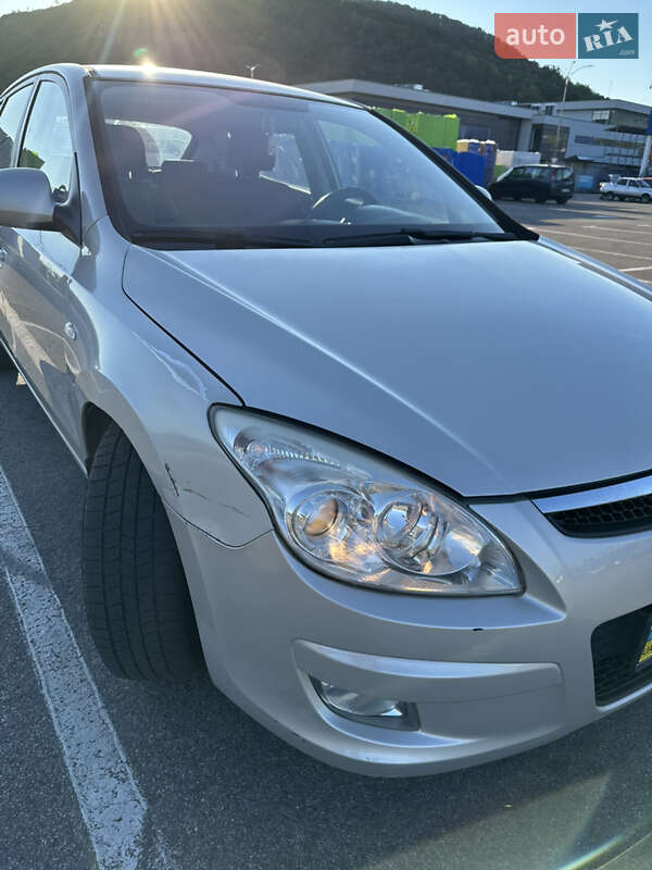 Хэтчбек Hyundai i30 2008 в Мукачево фото 10 Хэтчбек Hyundai i30 2008 в Мукачево