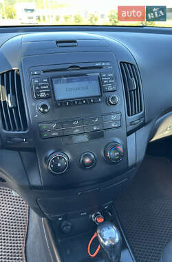 Хэтчбек Hyundai i30 2008 в 