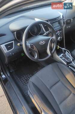 Хэтчбек Hyundai i30 2012 в 