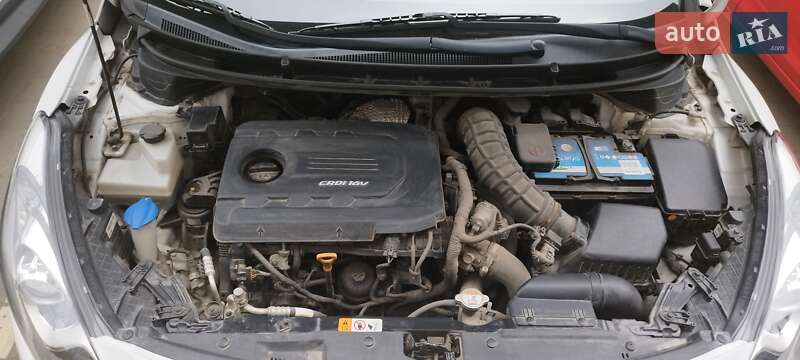 Хетчбек Hyundai i30 2015 в Хмельницькому