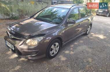 Универсал Hyundai i30 2011 в Запорожье
