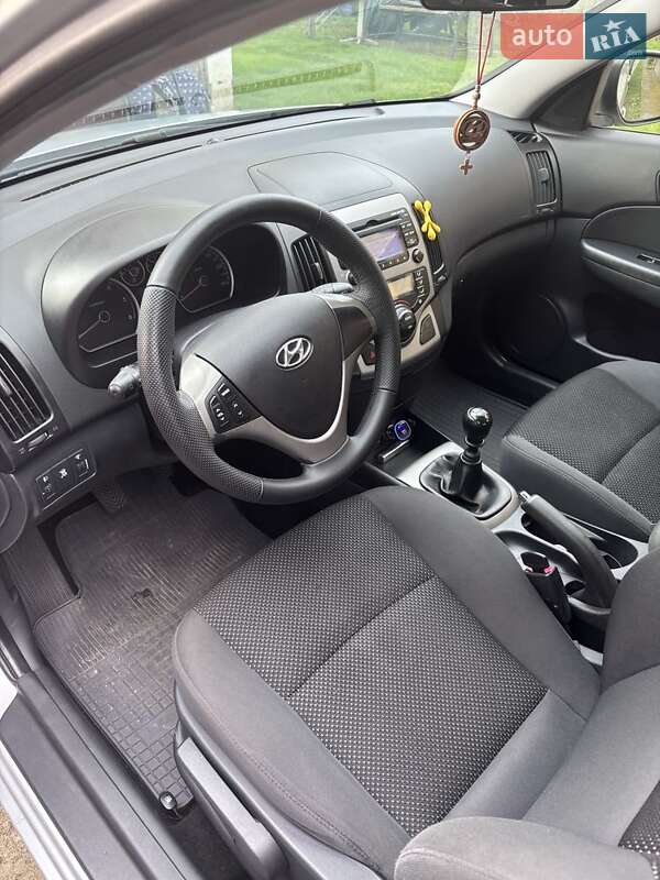 Универсал Hyundai i30 2009 в Виннице