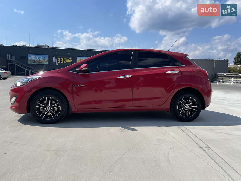 Хэтчбек Hyundai i30 2013 в Киеве фото 3 Хэтчбек Hyundai i30 2013 в Киеве