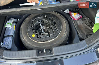 Хэтчбек Hyundai i30 2010 в 