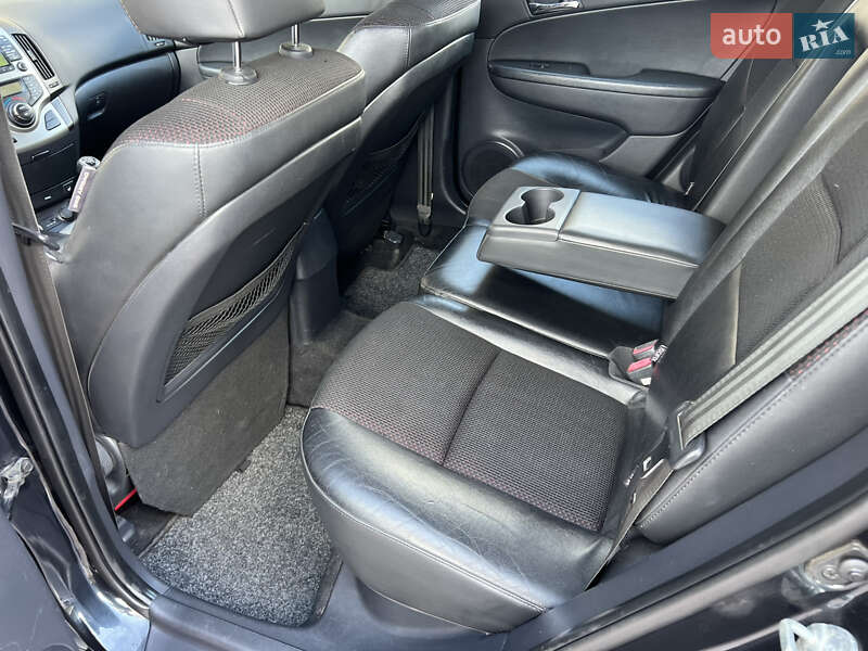 Хетчбек Hyundai i30 2010 в Києві