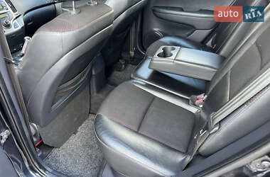 Хэтчбек Hyundai i30 2010 в 
