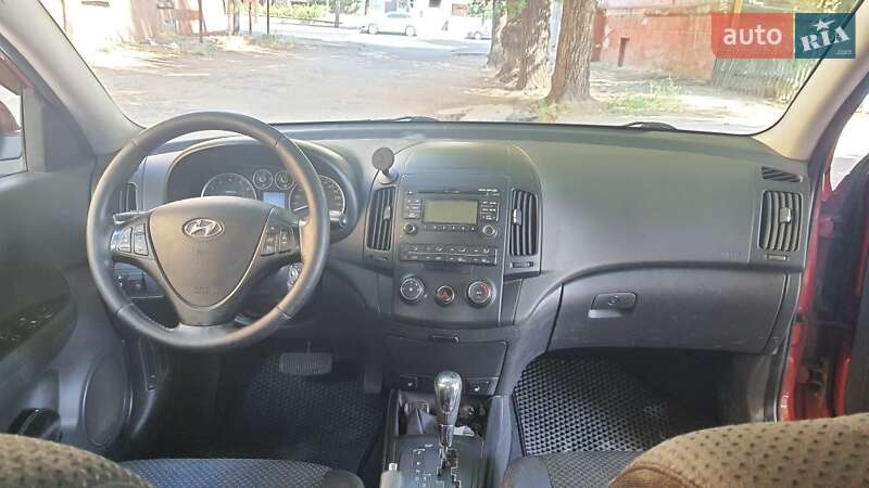 Універсал Hyundai i30 2012 в Кривому Розі