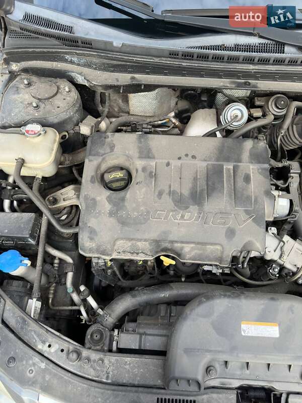 Универсал Hyundai i30 2010 в Житомире