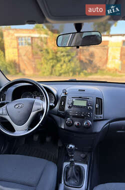 Универсал Hyundai i30 2009 в 
