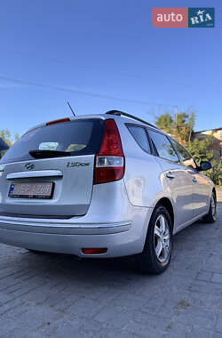 Универсал Hyundai i30 2009 в 