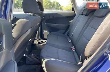 Хэтчбек Hyundai i30 2011 в 