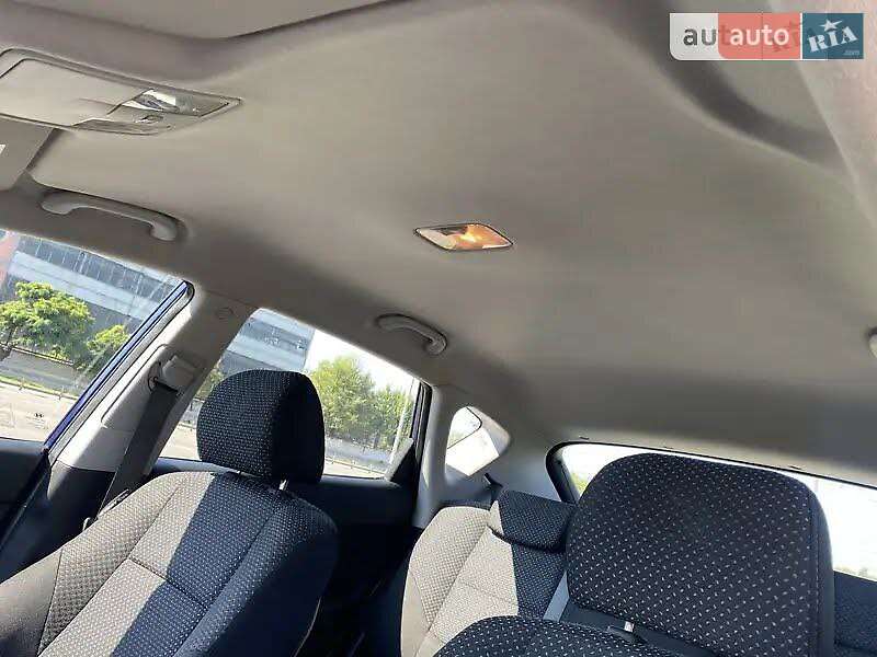 Хетчбек Hyundai i30 2011 в Дніпрі