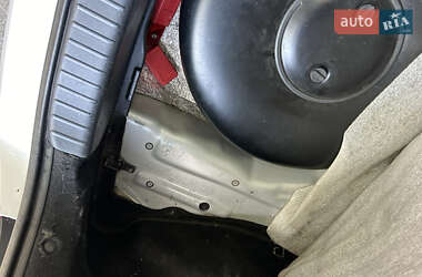 Хэтчбек Hyundai i30 2011 в 