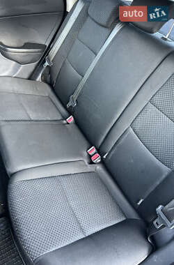 Хэтчбек Hyundai i30 2011 в 