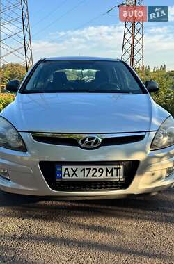 Хетчбек Hyundai i30 2009 в Харкові