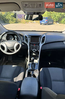 Хэтчбек Hyundai i30 2016 в 
