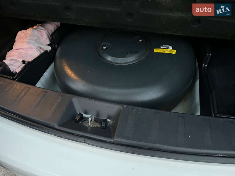 Універсал Hyundai i30 2012 в Дубні