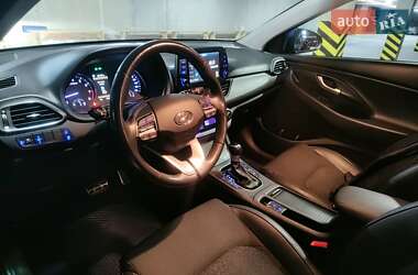 Хэтчбек Hyundai i30 2019 в 