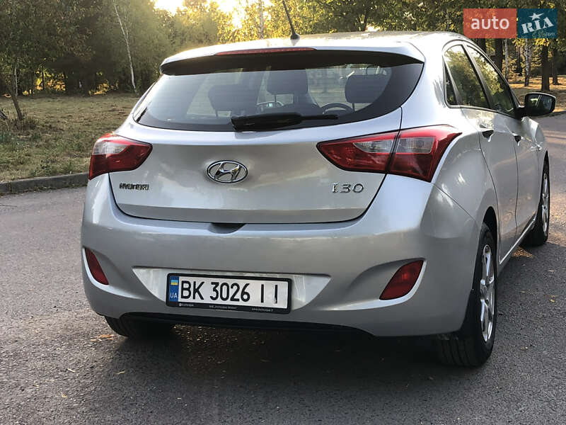 Хэтчбек Hyundai i30 2013 в Ровно