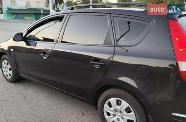 Универсал Hyundai i30 2008 в 