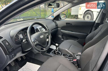 Универсал Hyundai i30 2009 в 
