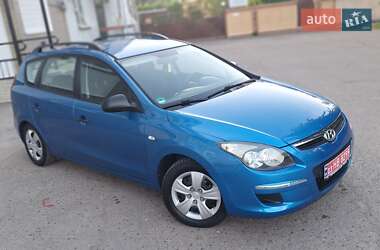 Универсал Hyundai i30 2010 в Нежине