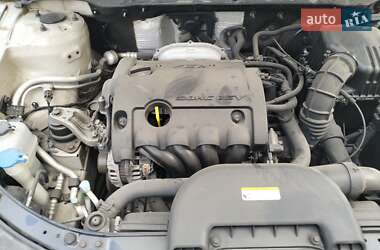 Хэтчбек Hyundai i30 2010 в 