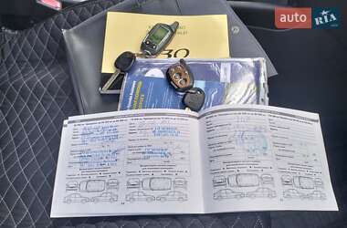 Хэтчбек Hyundai i30 2010 в 