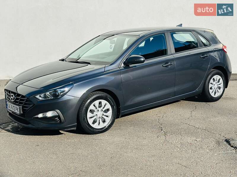 Хэтчбек Hyundai i30 2021 в 