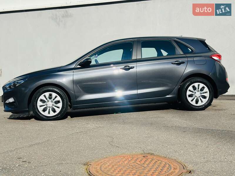 Хэтчбек Hyundai i30 2021 в Киеве