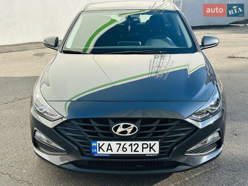 Хэтчбек Hyundai i30 2021 в Киеве