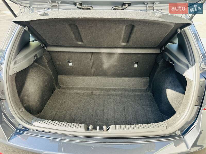Хэтчбек Hyundai i30 2021 в Киеве